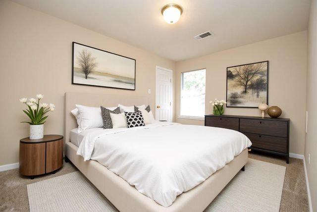 14 Wintergrass Place, The Woodlands, TX 77382