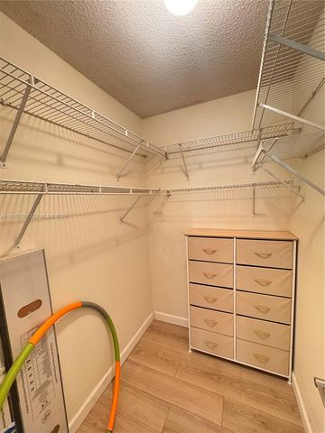 1100 NW 13th St 294D, Boca Raton, FL 33486