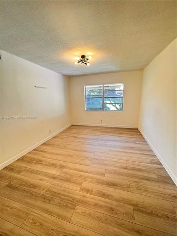 1100 NW 13th St 294D, Boca Raton, FL 33486