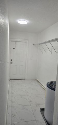 3260 NE 19th Ave 11, Oakland Park, FL 33306