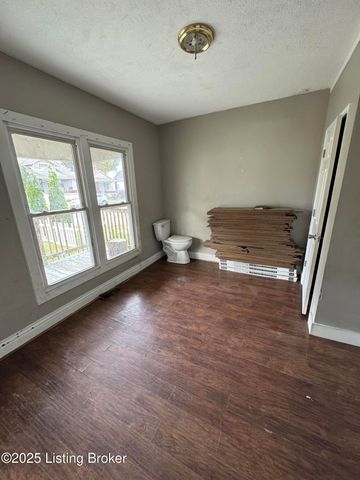 3113 Grant Ave, Louisville, KY 40214