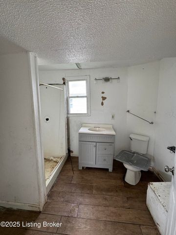 3113 Grant Ave, Louisville, KY 40214