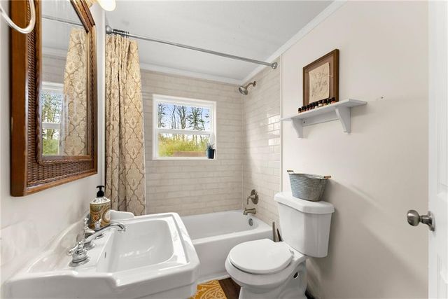 4539 Cash Drive, Flowery Branch, GA 30542