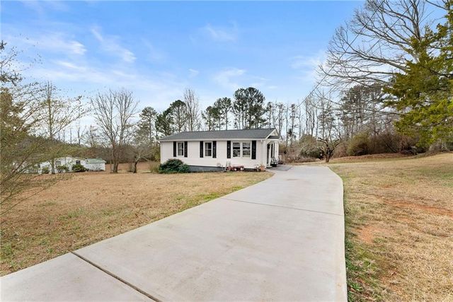 4539 Cash Drive, Flowery Branch, GA 30542