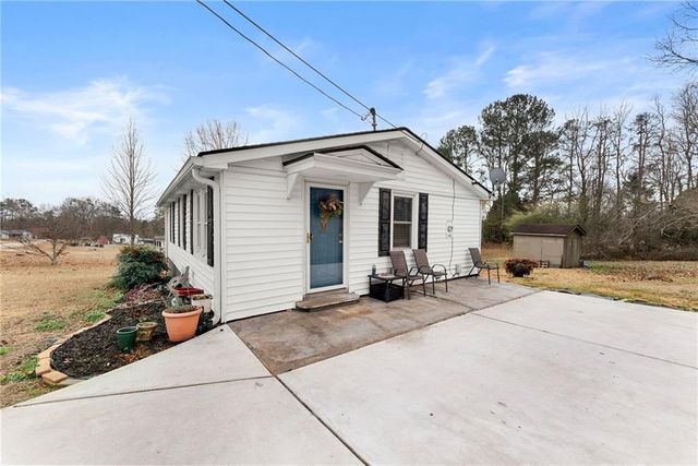 4539 Cash Drive, Flowery Branch, GA 30542