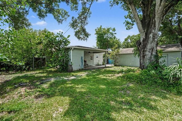 1509 W BARR DRIVE, Tampa, FL 33603
