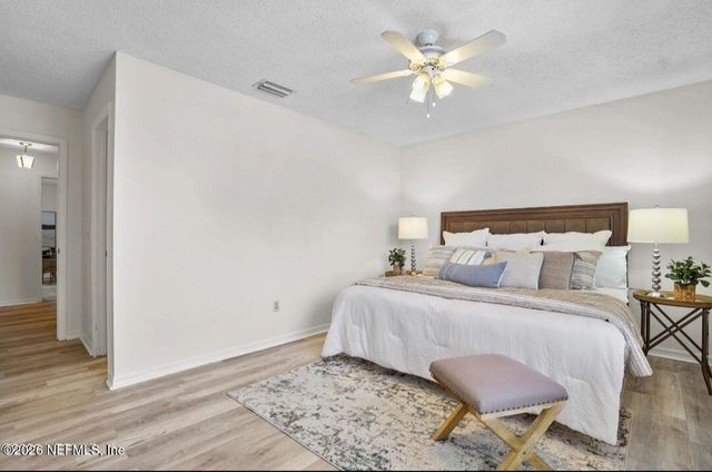 12054 COBBLEWOOD Lane N, Jacksonville, FL 32225