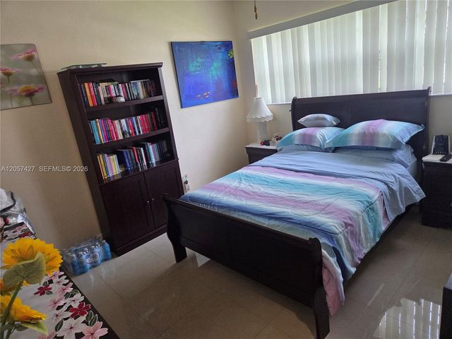 8441 SW 32nd Ter, Miami, FL 33155