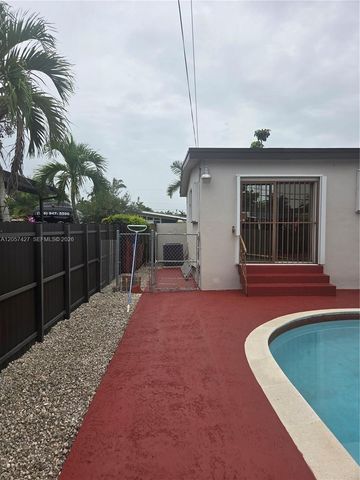 8441 SW 32nd Ter, Miami, FL 33155