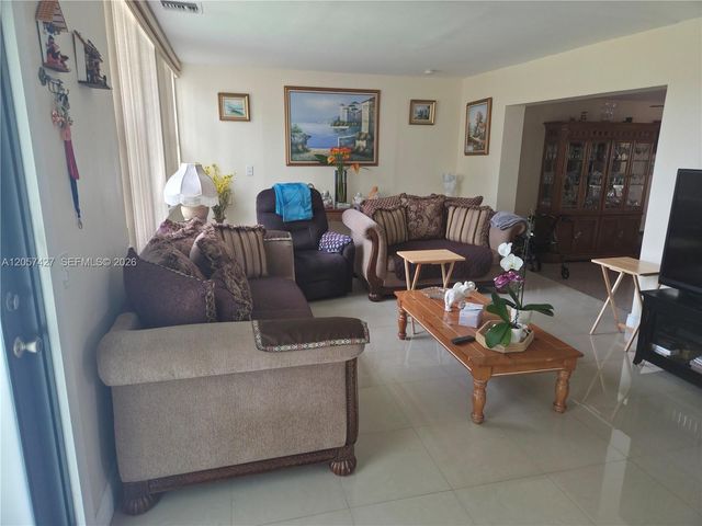 8441 SW 32nd Ter, Miami, FL 33155