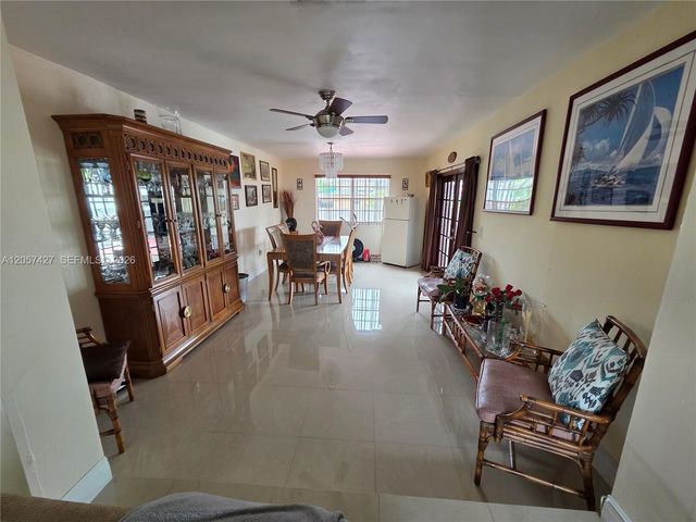 8441 SW 32nd Ter, Miami, FL 33155