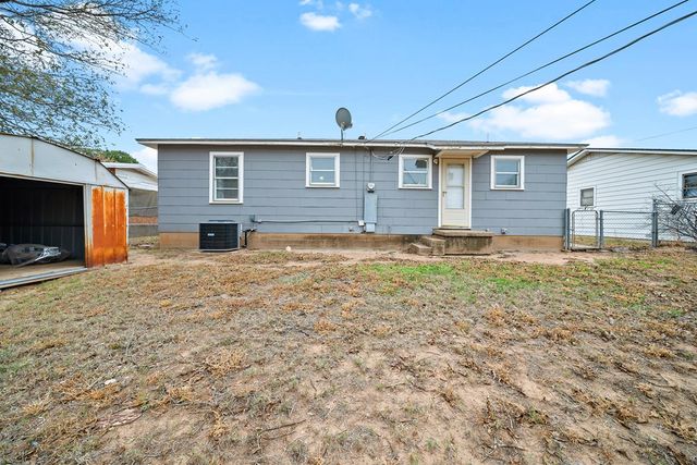 1513 Vines, Big Spring, TX 79720