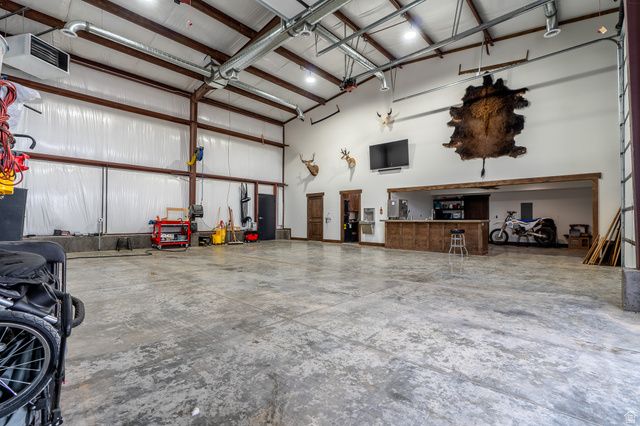 10445 W 14000 S, Axtell, UT 84621