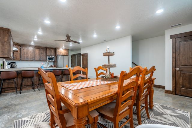 10445 W 14000 S, Axtell, UT 84621