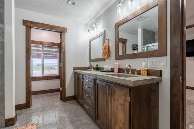 10445 W 14000 S, Axtell, UT 84621