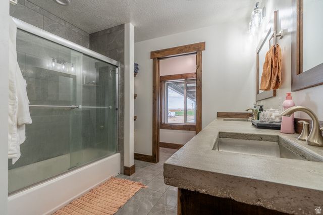 10445 W 14000 S, Axtell, UT 84621