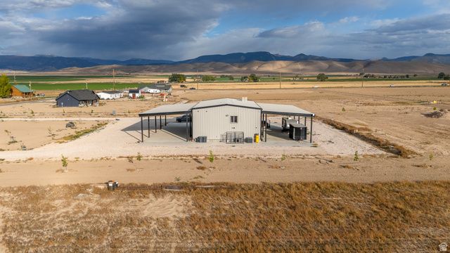 10445 W 14000 S, Axtell, UT 84621