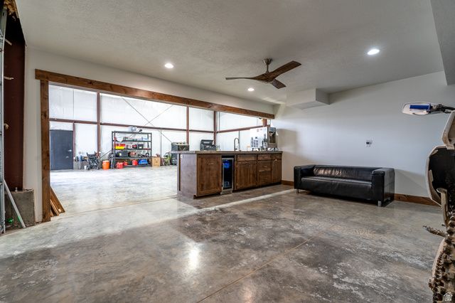 10445 W 14000 S, Axtell, UT 84621