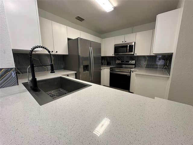 1000 DOLPHIN DRIVE, Winter Garden, FL 34787