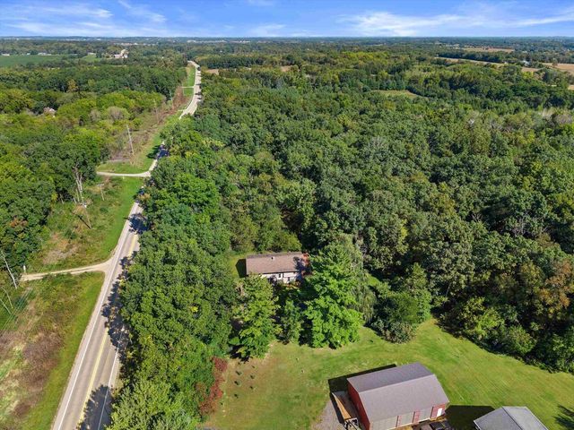 434 County Road MM, Brooklyn, WI 53521