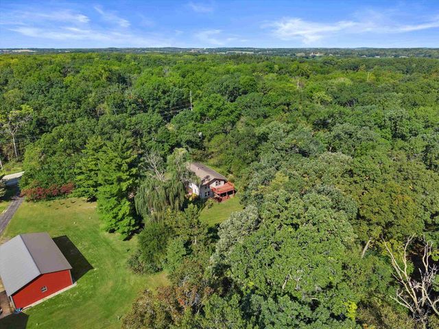 434 County Road MM, Brooklyn, WI 53521