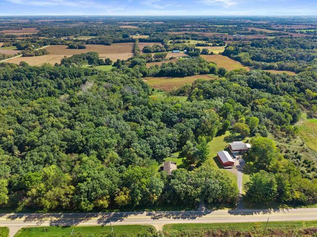 434 County Road MM, Brooklyn, WI 53521