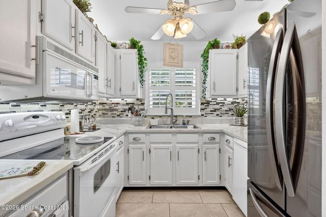 19 Pine Arbor Lane 107, Vero Beach, FL 32962