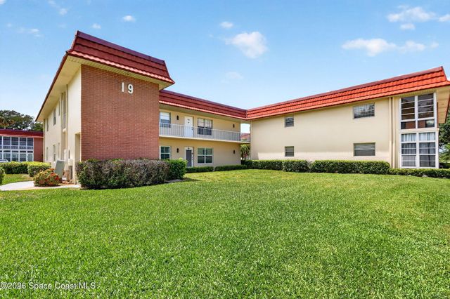 19 Pine Arbor Lane 107, Vero Beach, FL 32962
