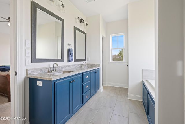 1103 Belle Place Olivier Road, New Iberia, LA 70563