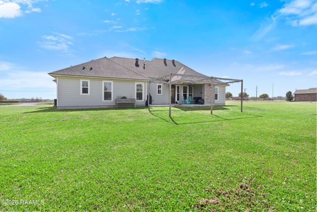 1103 Belle Place Olivier Road, New Iberia, LA 70563