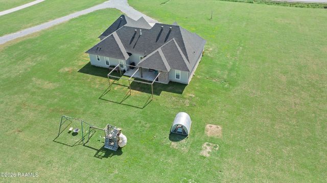 1103 Belle Place Olivier Road, New Iberia, LA 70563