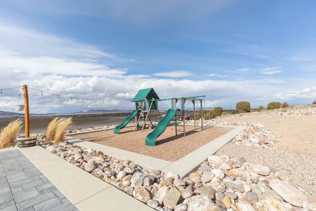 3760 W HILLCREST DR, Cedar City, UT 84720