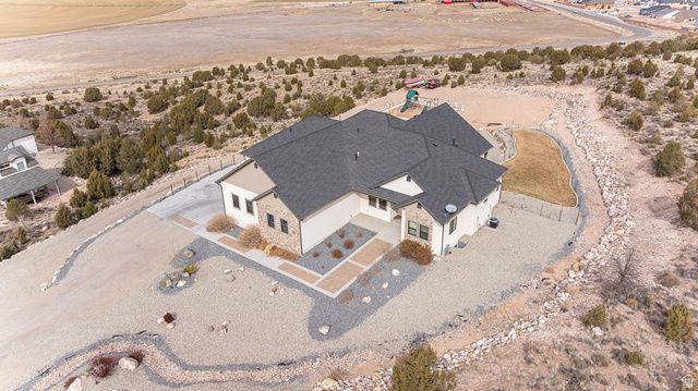 3760 W HILLCREST DR, Cedar City, UT 84720