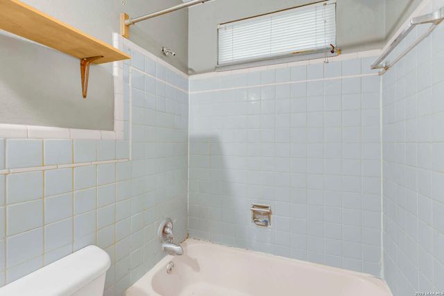 305 BRAHAN BLVD, San Antonio, TX 78215