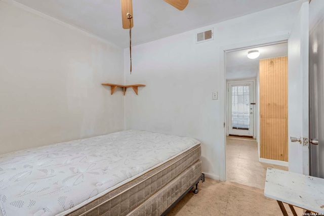 305 BRAHAN BLVD, San Antonio, TX 78215