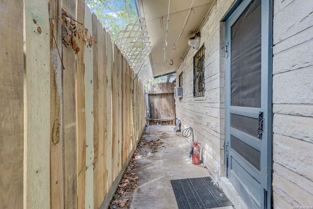 305 BRAHAN BLVD, San Antonio, TX 78215