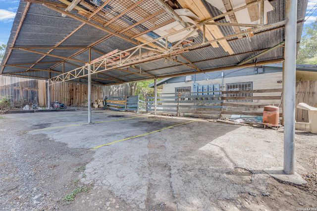 305 BRAHAN BLVD, San Antonio, TX 78215