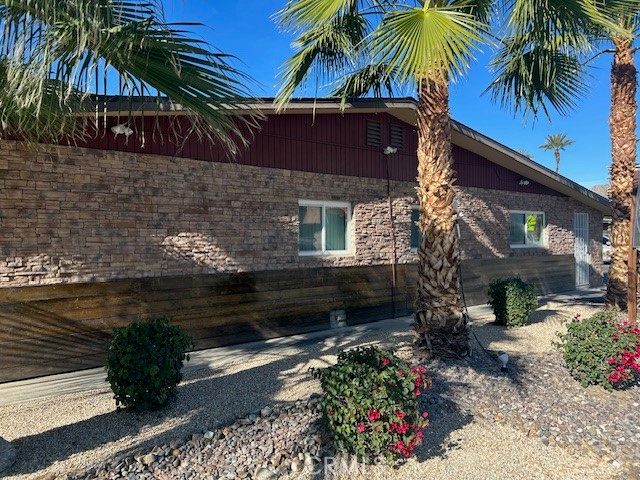 51049 Eisenhower 9, La Quinta, CA 92253