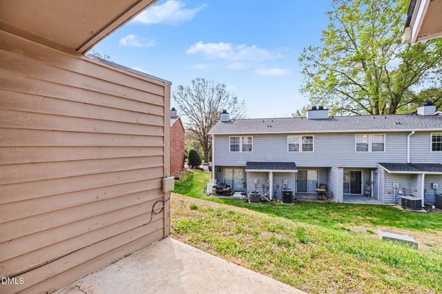 141 Coleridge Court, Carrboro, NC 27510