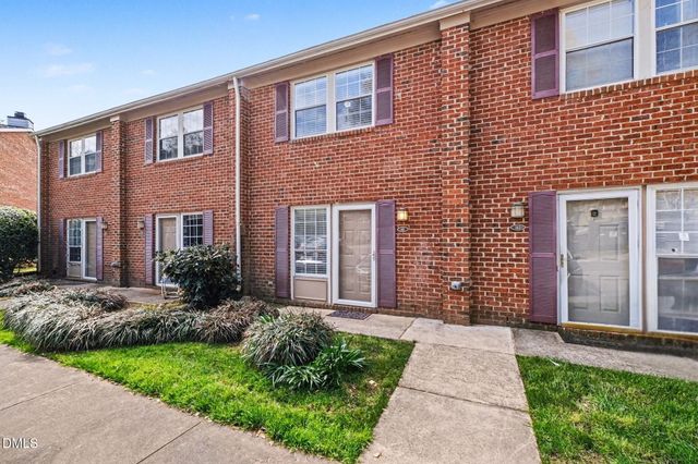 141 Coleridge Court, Carrboro, NC 27510