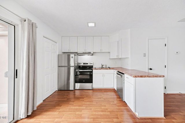 141 Coleridge Court, Carrboro, NC 27510