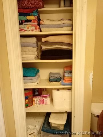 1418 Plank Road, Jeffersonville, IN 47130