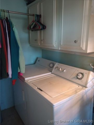 1418 Plank Road, Jeffersonville, IN 47130