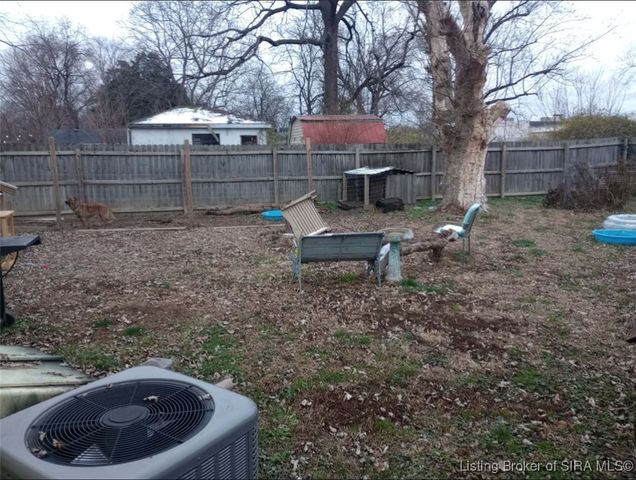 1418 Plank Road, Jeffersonville, IN 47130