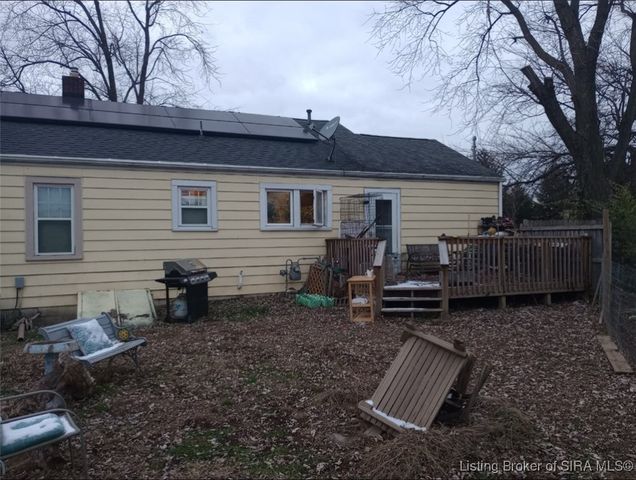 1418 Plank Road, Jeffersonville, IN 47130