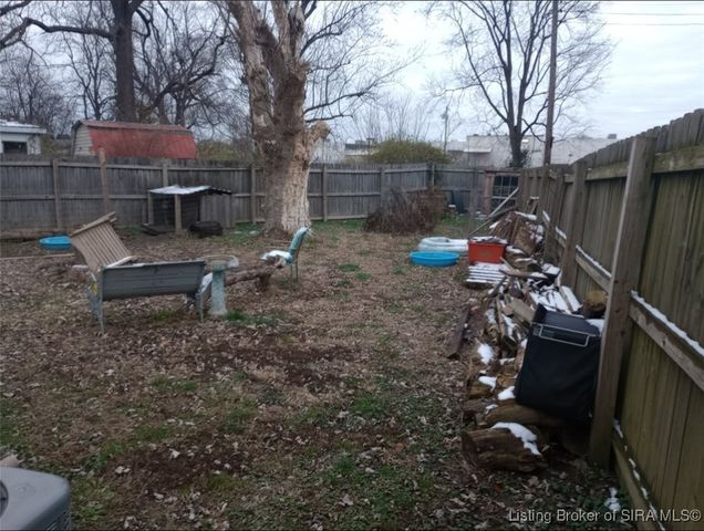 1418 Plank Road, Jeffersonville, IN 47130