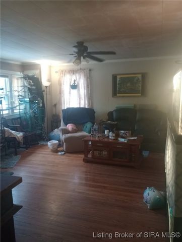 1418 Plank Road, Jeffersonville, IN 47130