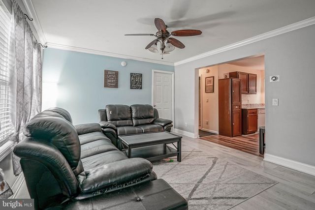 2 HAZEL LN, Pine Hill, NJ 08021