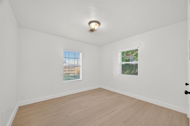 501 Live Oak Street, Pasadena, TX 77506