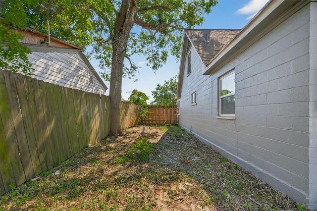 501 Live Oak Street, Pasadena, TX 77506